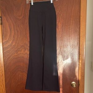 No name brand women’s size XS yoga pants